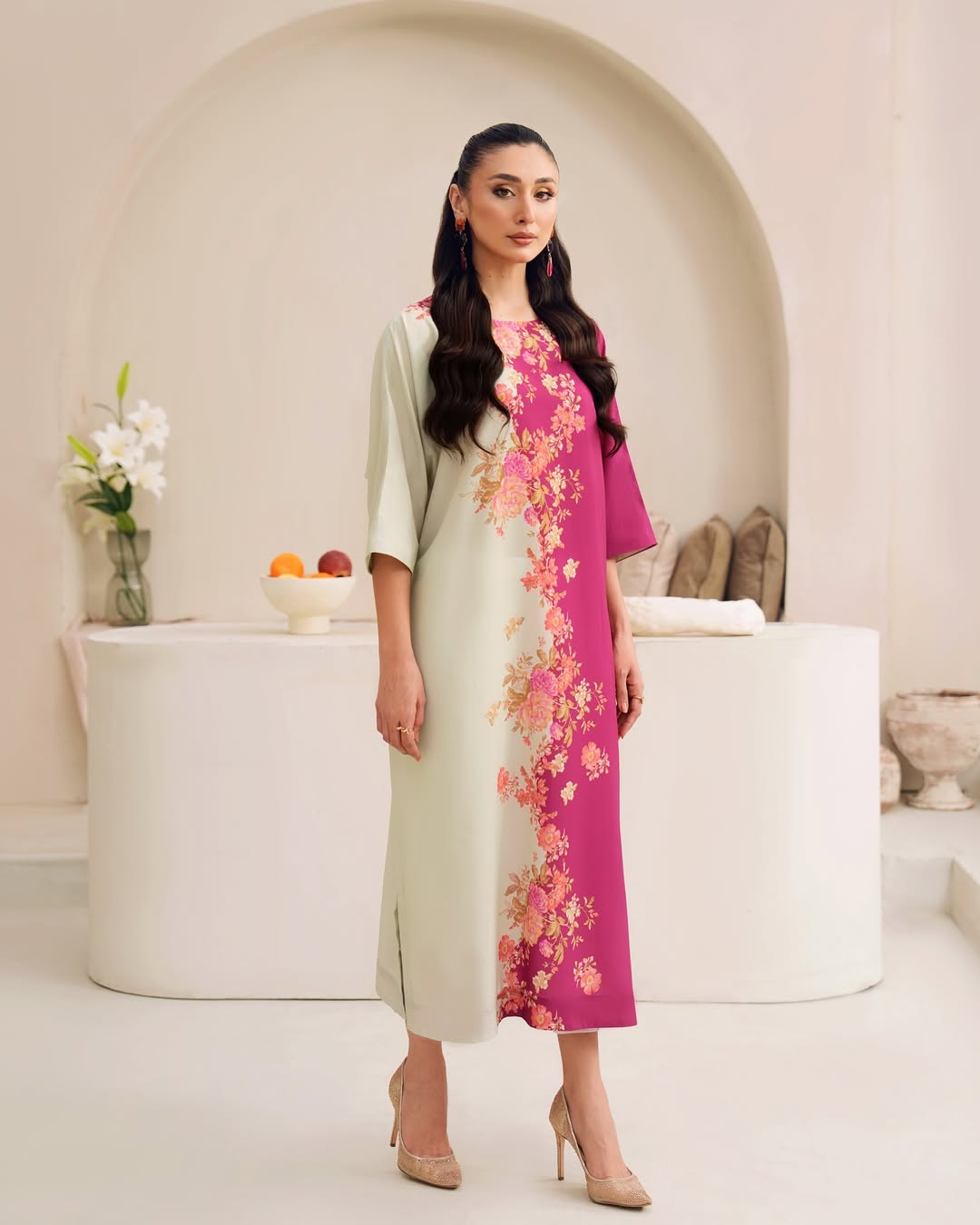 Two - Tone Floral Statement Midi Dress