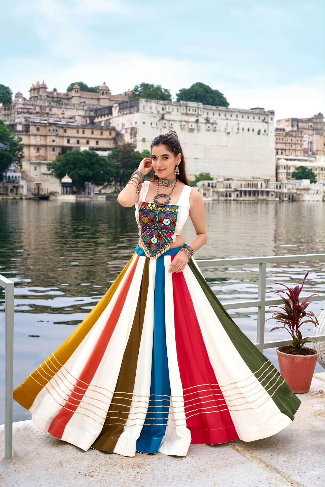 Beautiful Elegant Lehenga Set