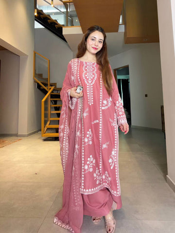 Beautiful Stylish Salwar Suit